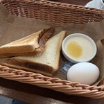 カフェ青山 高屋店 - ホットサンドモーニング(タラモ)