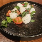 ペスカ 心斎橋店 - カプレーゼ