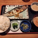 目黒川魚金 - 鯖の塩焼き定食　1000円