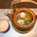 厨 花膳 - 鱧と茸の土瓶蒸し