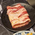 Kuroge Wagyu to Ginshari Niku no Takumi - Thinly Sliced Kuroge Wagyu Kalbi