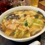 志藤 - 料理写真:五目うま煮そば880円