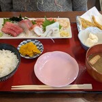 魚料理 ヒロ幸 - 料理写真:刺身定食　1,650円
