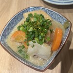 お晩酌 リベロ前 - ホルモン白モツ煮