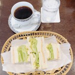 琥珀亭 - 