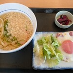 なか卯 - ハイカラうどんとベーコンエッグの朝食セット