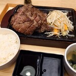 THE BIFTEKI KITTE丸の内店 - 