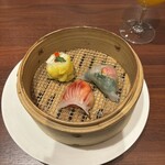 カントニーズ 燕 - 