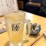 新横のまぐろや  - 2杯目の陸ハイボールと山芋たまり漬け