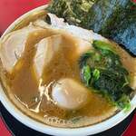 家系ラーメン 王道家直伝 との丸家  八潮店 - 