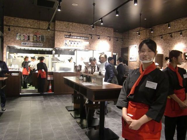 内観写真 閉店 いきなり ステーキ 池袋南口店 池袋 ステーキ 食べログ