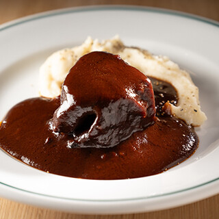 ついついワインが進む本格フレンチを、お手頃価格でご提供