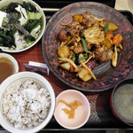 大戸屋 - 白鳥沢学園高校 パワーチャージ飯