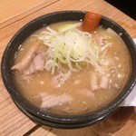 綱島の串屋横丁 - 煮込み　330円
