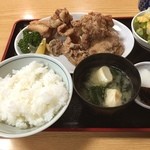 Hinadori - とり唐揚定食