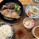 ワル気なく食べれる食堂 - 