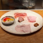 ホルモン焼 婁熊東京 - 