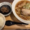 麺屋 やま 本町店