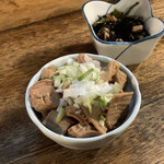 牛もつ煮込  ¥850