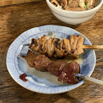 レバ ¥150、しろ ¥150