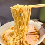 らーめん飛鶏魚 - 特選 鶏と煮干の中華そば