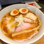 らーめん飛鶏魚 - 特選 鶏と煮干の中華そば