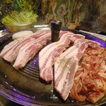 韓国料理 サムギョプサル どやじ - 