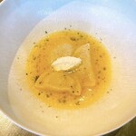 sio AOYAMA - 和栗のラビオリ　白トリュフソース