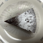 パティスリージラフ - 「ビスキュイ　オ　ショコラ」