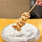 炉ノ鳥 - 焼き鳥　京都　丹波黒どり　ソデ