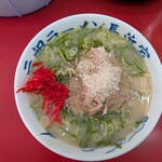 元祖ラーメン長浜家 - 700円