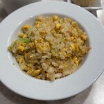 中国料理 獅子房 - ズワイ蟹とレタスの炒飯。