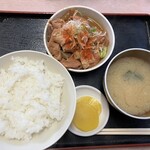 もつ煮 太郎 - モツ煮込定食（¥950）