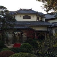 横浜うかい亭 - では中へ〜♪