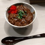 焼肉えんじゅ - 賄いカレー丼。