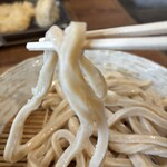 武蔵野うどん 澤村 - 表面はツルっ。