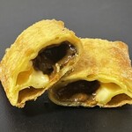 マクドナルド - 料理写真:2025.12.15 (月)    【期間限定】　とろ～り３種のチーズのビーフシチューパイ　250円（税込）