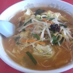 中華料理 翠鳳 - みそラーメン 920円