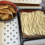 田舎うどん 吾作 - きのこ汁うどん(並)
      