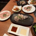 卸)新宿食肉センター極 - 