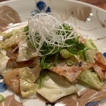 Moegi - 「豚トロとキャベツのコショウ焼き」 
      肉厚であぶら身のトロっと楽しめるお酒に合うやつ