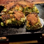 Moegi - 1口ごとが軽やかで、ミックスならではの味の応酬
      ゴロゴロ入ったスジ肉とイカのバランスが絶妙