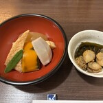 四季の味 ふじ芳 - 一品目　煮物、帆立と昆布（炊き合わせ）