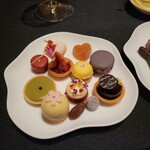 ガストロノミー ジョエル・ロブション - 