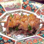 薪鳥新神戸 - せせり葱に和芥子、見た目通りの旨さです♫