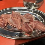 群衆焼肉 鬼乃子 - 【2025.12.15(月)】豚タン（塩）528円