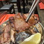 群衆焼肉 鬼乃子 - 【2025.12.15(月)】焼いた豚タン