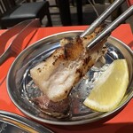 群衆焼肉 鬼乃子 - 【2025.12.15(月)】焼いた鳥ナンコツ