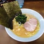 寿々喜家 - ラーメン(並)