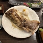 中落ち100円の居酒屋 まぐろんち - 